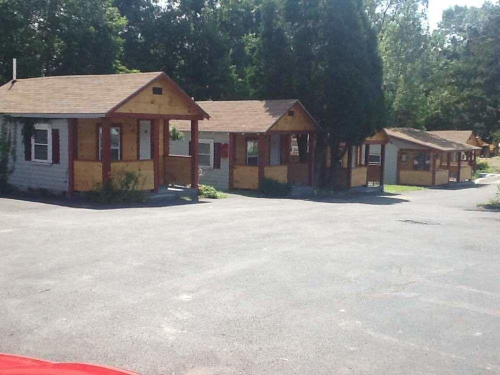 King Hendrick Motel And Suites Lake George Exterior photo